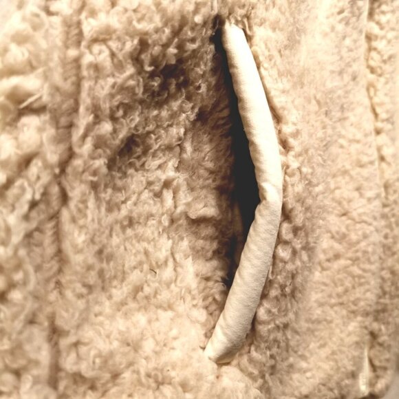 NWT Southern Shirt Women's L Soft Sherpa Vest - Picture 4 of 14